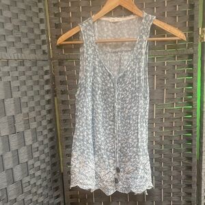 Floral Lace Trim Sleeveless Top